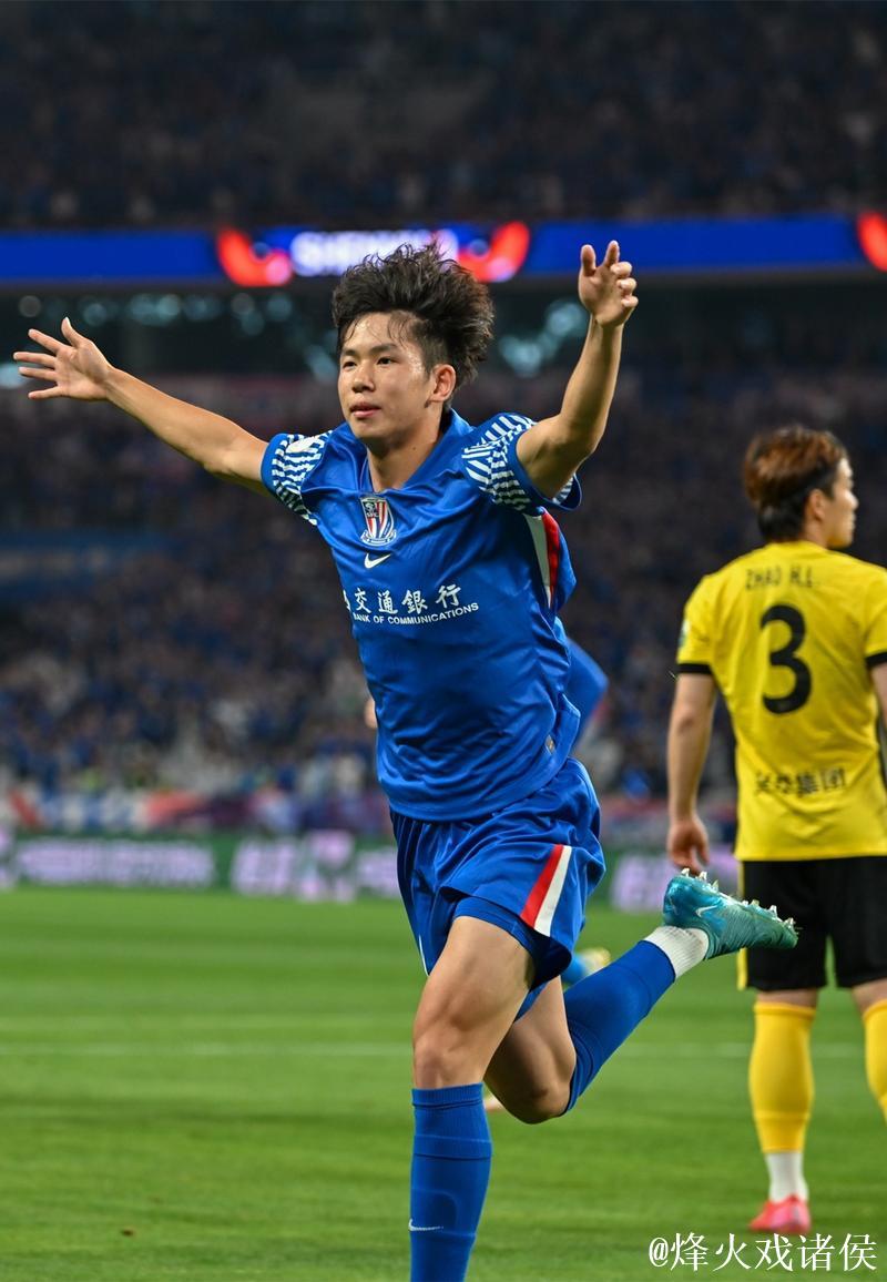 足球报:“王钰栋们”的留洋和中超的新人培养意识 足球报:“王钰栋们”的留洋和中超的新人培养意识